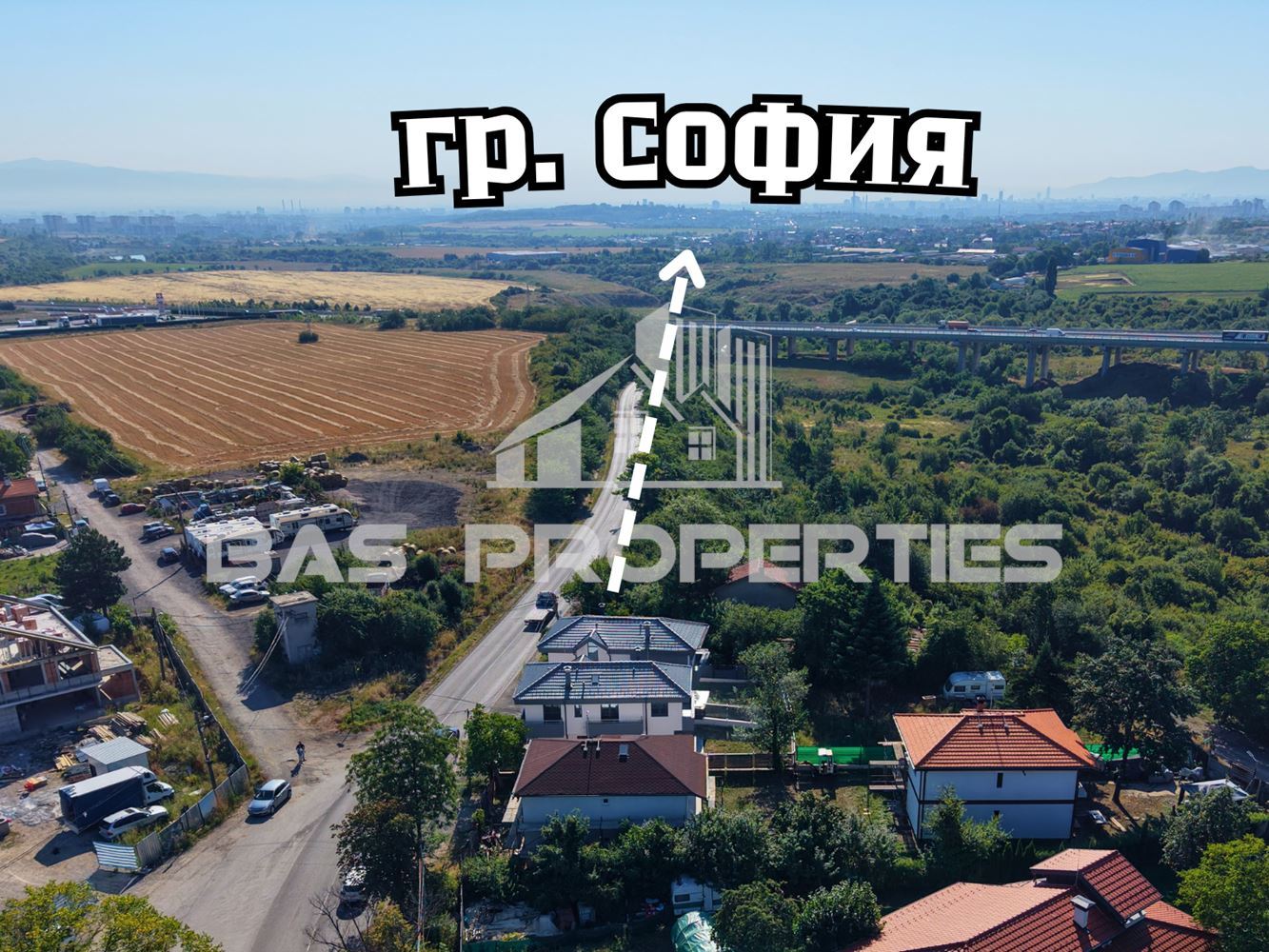 12 Двуетажна Къща с двор за продажба в Суходол, София