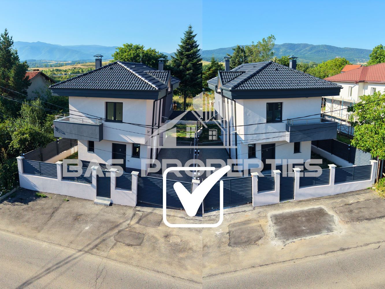 3 Двуетажна Къща с двор за продажба в Суходол, София