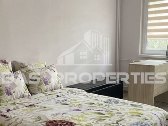 Тристаен Апартамент за продажба в Младост 2, София