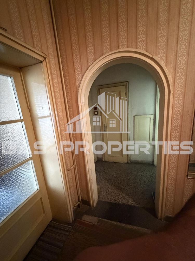 Тристаен Апартамент за продажба в Лагера, София