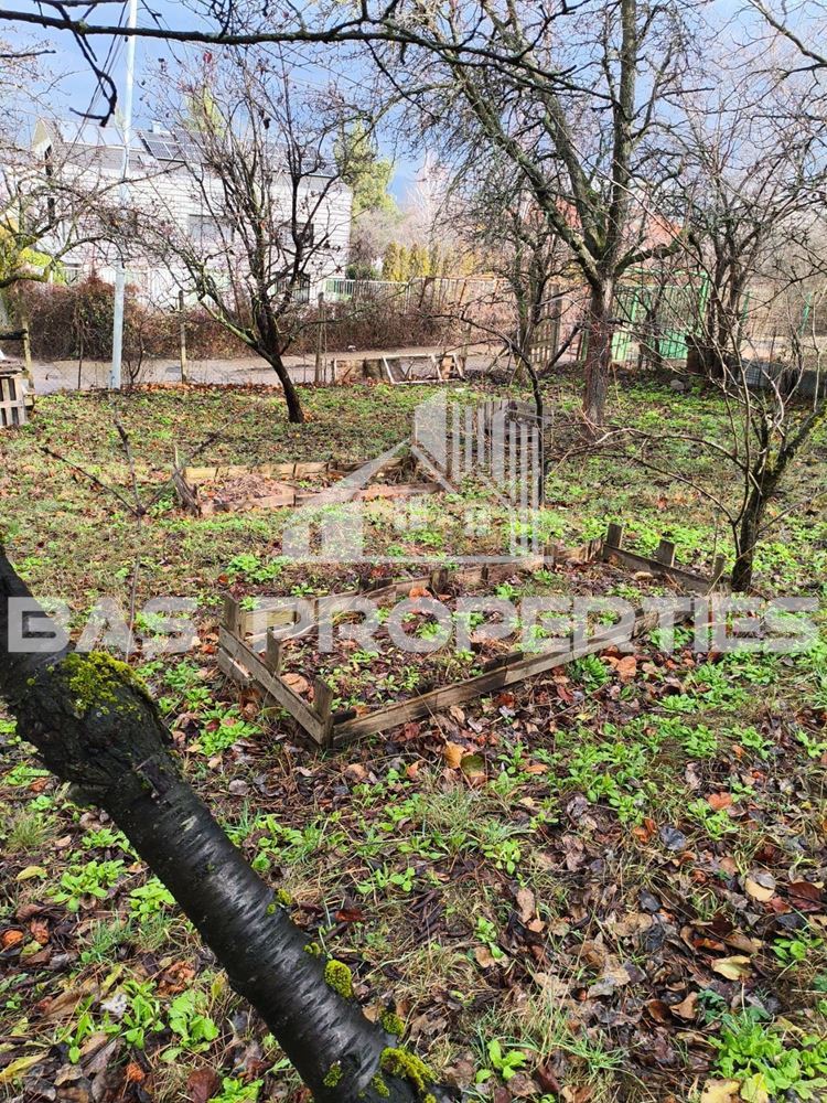 Парцел за жилищно строителство във в. з. Киноцентъра, София