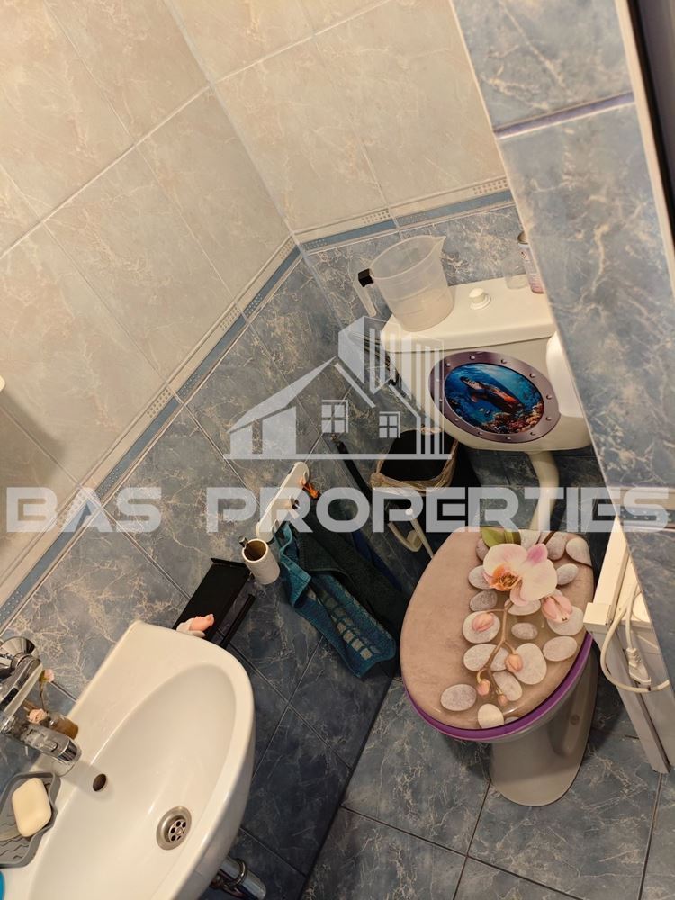 Тристаен Апартамент за продажба в Стрелбище, София