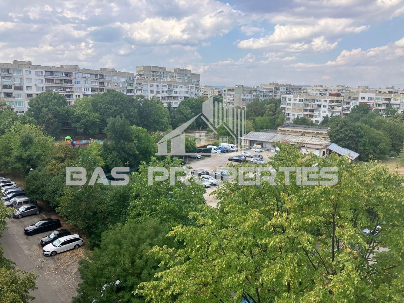 8 Тристаен Апартамент за продажба в Люлин 4, София